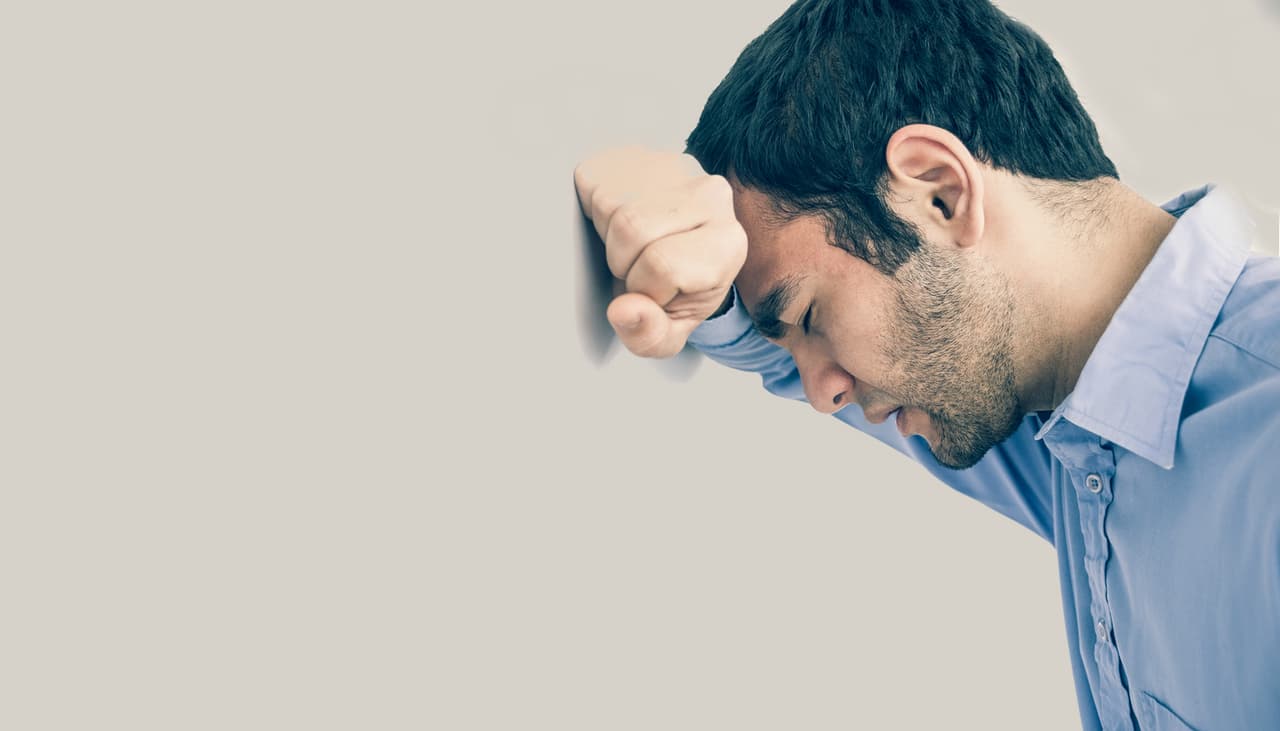 24 síntomas de depresión ansiosa: un trastorno que une tristeza y preocupación