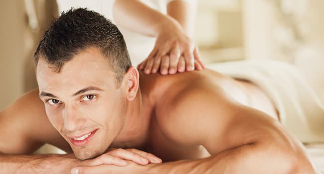 Perineo masculino: por qué ellos sienten tanto placer en esa región y cómo tocarla