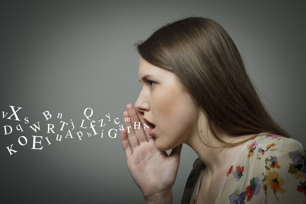 Según la ciencia, cuando pensamos en otro idioma nos volvemos menos éticos