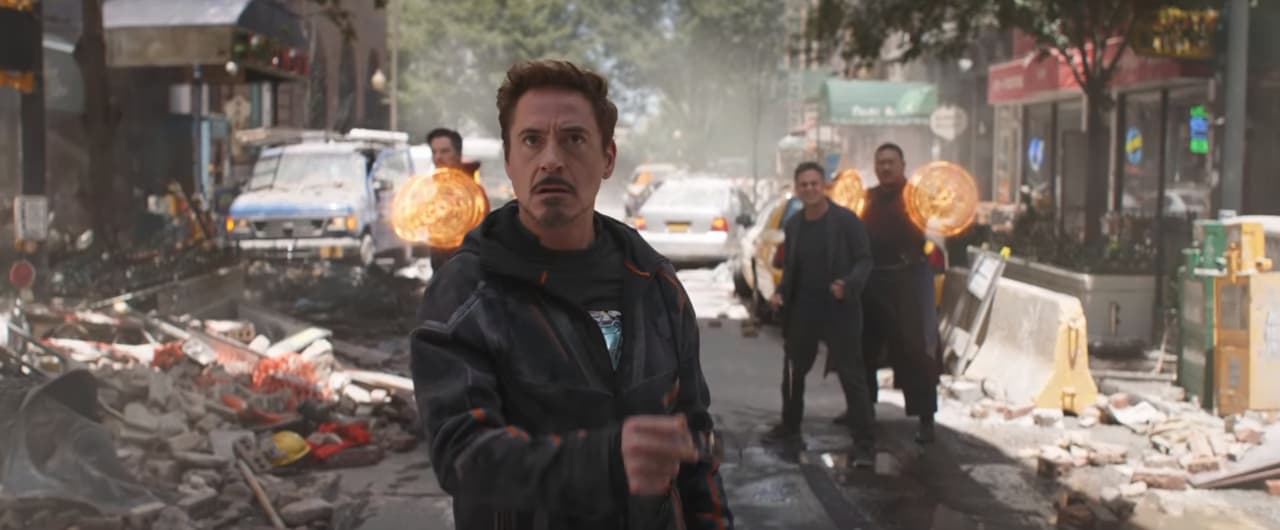 Robert Downey Jr. se despide de sus compañeros de Avengers: Infinity War con el mejor regalo
