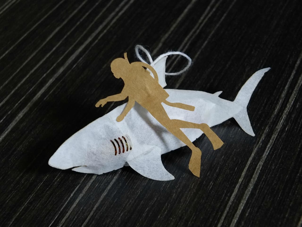 Estas bolsas de té en forma de tiburón hacen algo increíble, ¡y te sorprenderá!