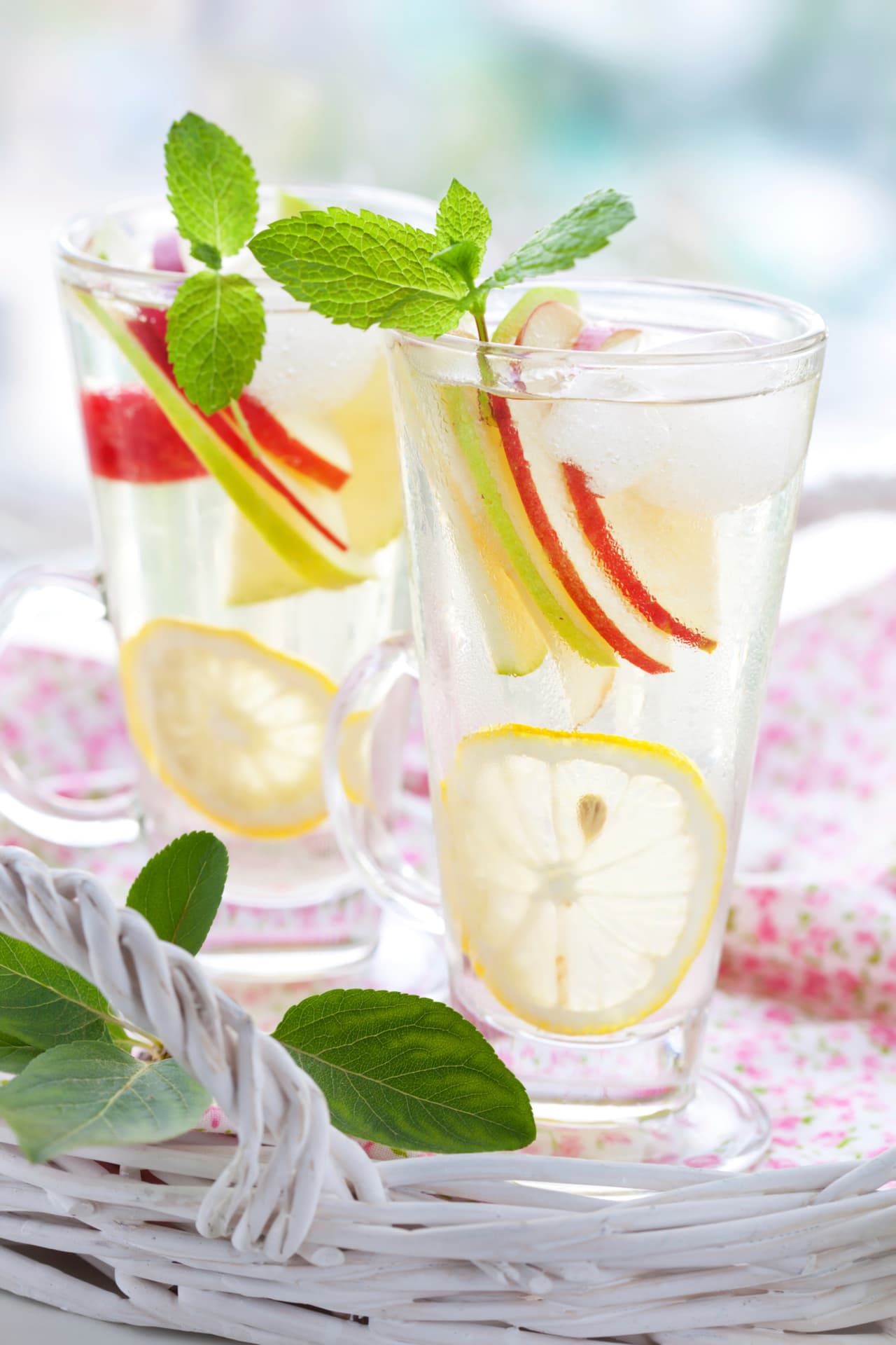 No te pierdas esta receta para hacer sangría de manzana y caramelo