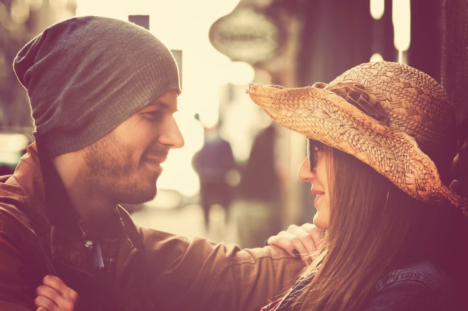 Así respondes a un «te amo» por primera vez según tu signo del zodiaco