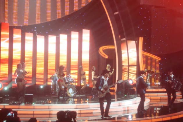 Sigue latiendo fuerte la música de Caliber 50 en las radios de USA