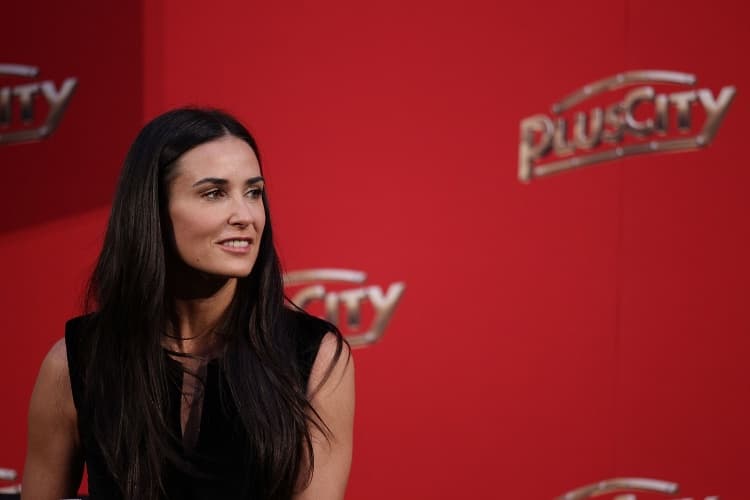 ¿Courtney Cox o Demi Moore?