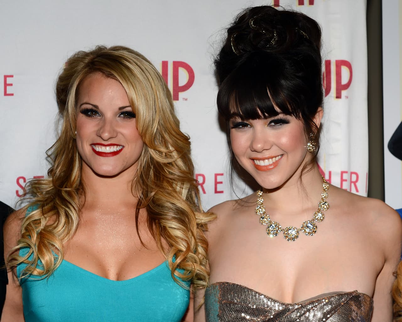 Conejita de Playboy golpeada por hijo de Hugh Hefner