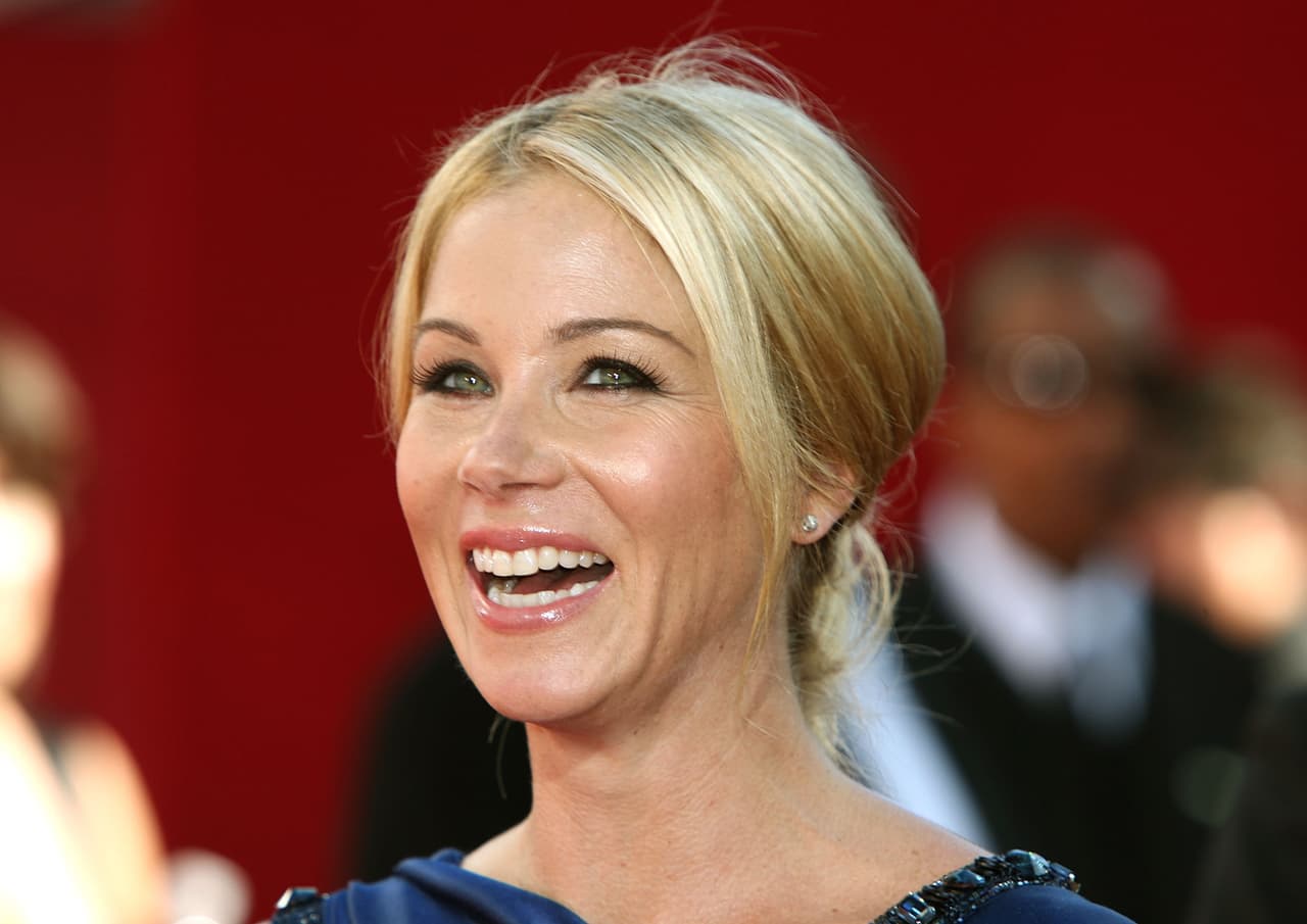 Estas 9 celebridades derrotaron al cáncer de mama y son una gran inspiración