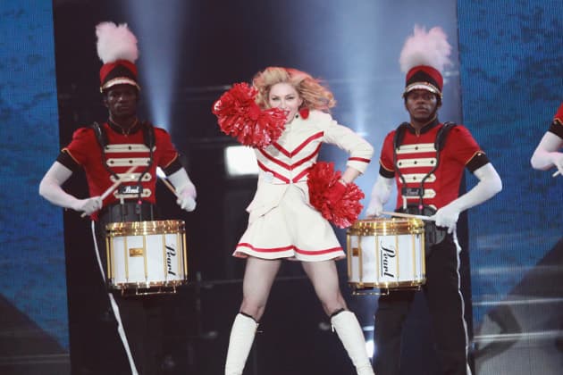 Madonna baila el Gangnam Style en concierto