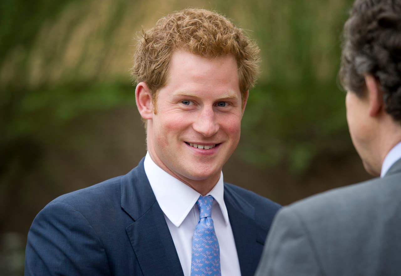 El Príncipe Harry rompe con su novia después del escándalo