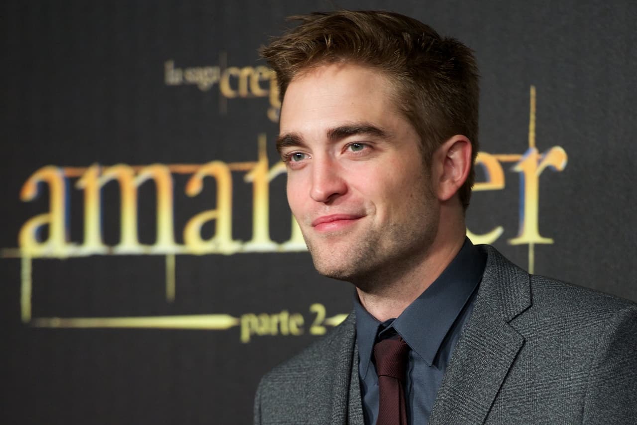 Robert Pattinson visita la casa de Kristen Stewart