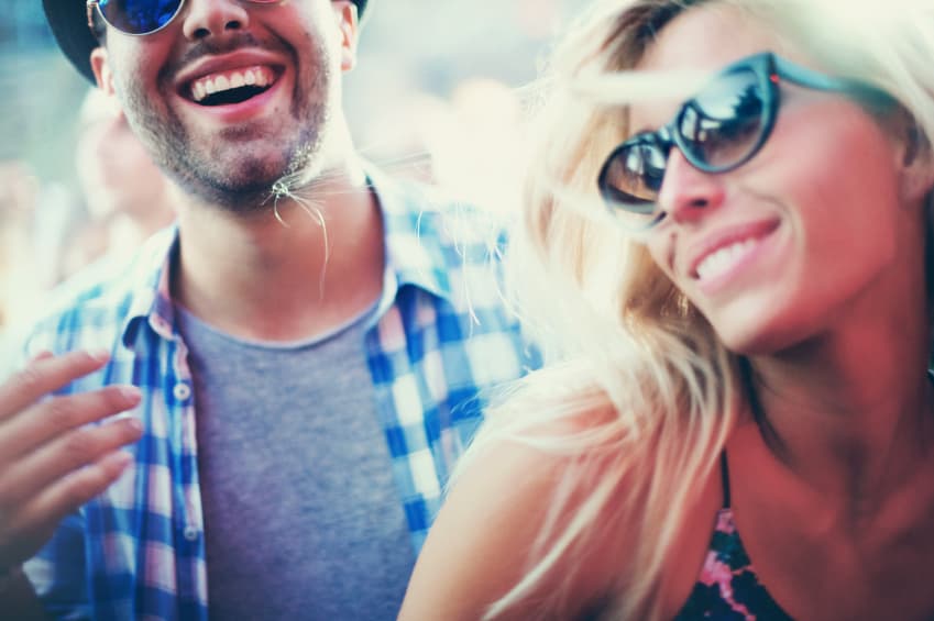 ¡Conoce todas las ventajas de tener una relación a los 20!