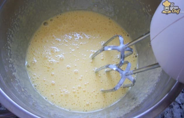 Bizcochuelo de vainilla con chips