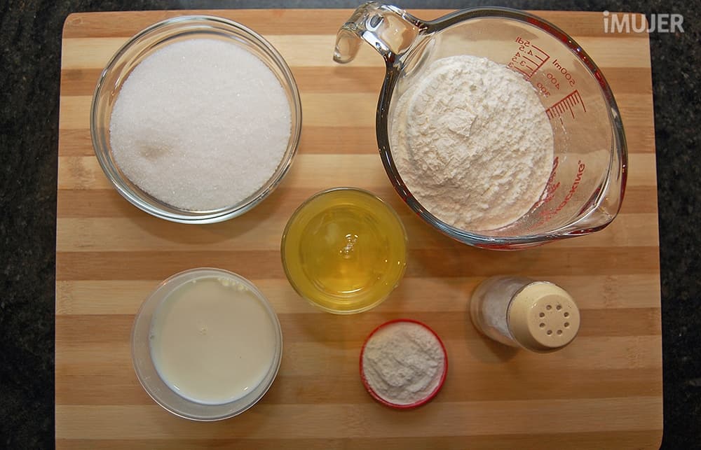 Bizcochuelo blanco sin yemas