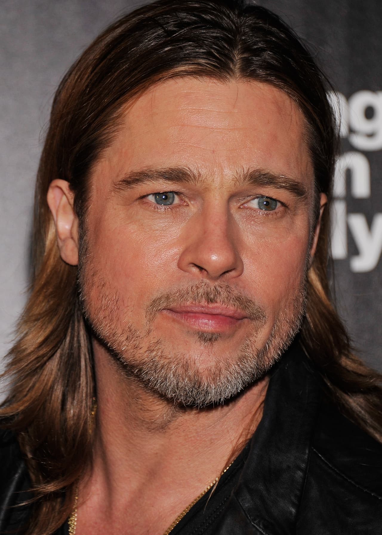 Brad Pitt usa un helicóptero para evitar del tránsito