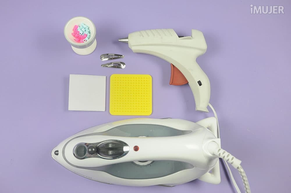 Broches reciclados con perler