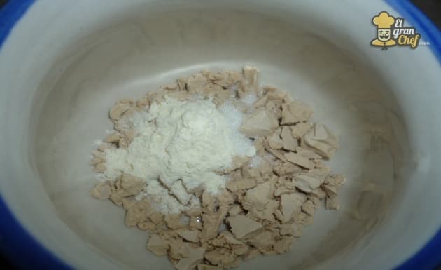 Masa básica de levadura: Hoy calzone