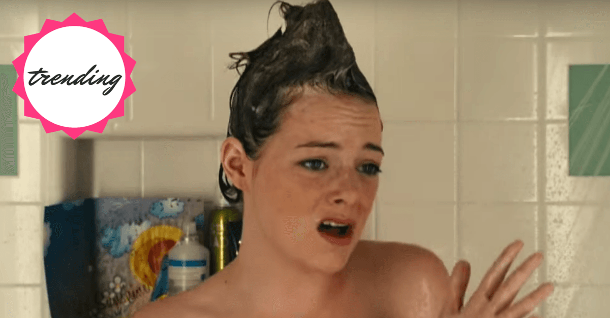 ¡Qué ingenuas! 19 canciones que todas "queremos creer" que cantamos bien