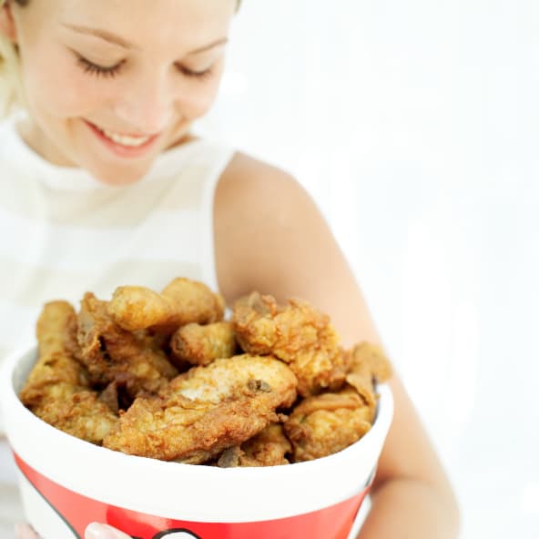 La cómida rápida puede ser la causa de tu depresión: descubre por qué