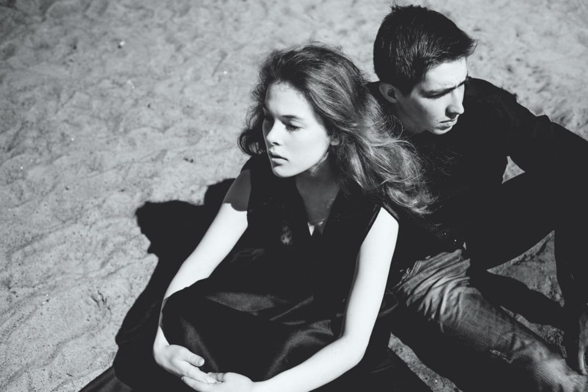 5 señales que demuestran que no has superado a tu primer amor