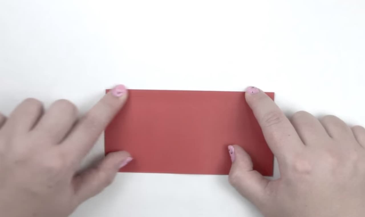 Aprende cómo hacer corazones 3D de papel y llena tu mundo de amor