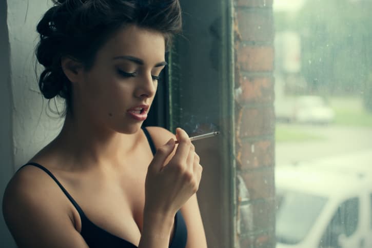 5 hábitos que hacen que tu piel envejezca rápidamente