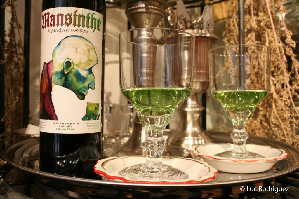 5 marcas de bebidas de famosos que no conocías