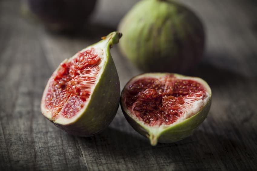 Cómo incorporar higos en tus tragos