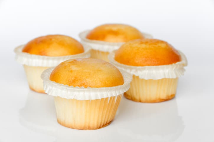 Magdalenas de naranja y piña 