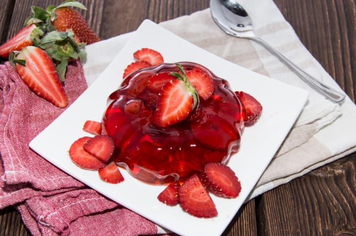 Frambuesas en gelatina de manzana