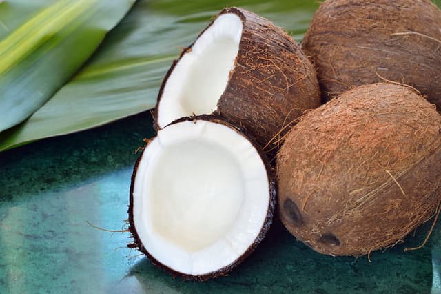 Cómo pelar un coco