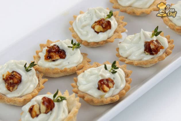 Deliciosa mousse de roquefort y nueces