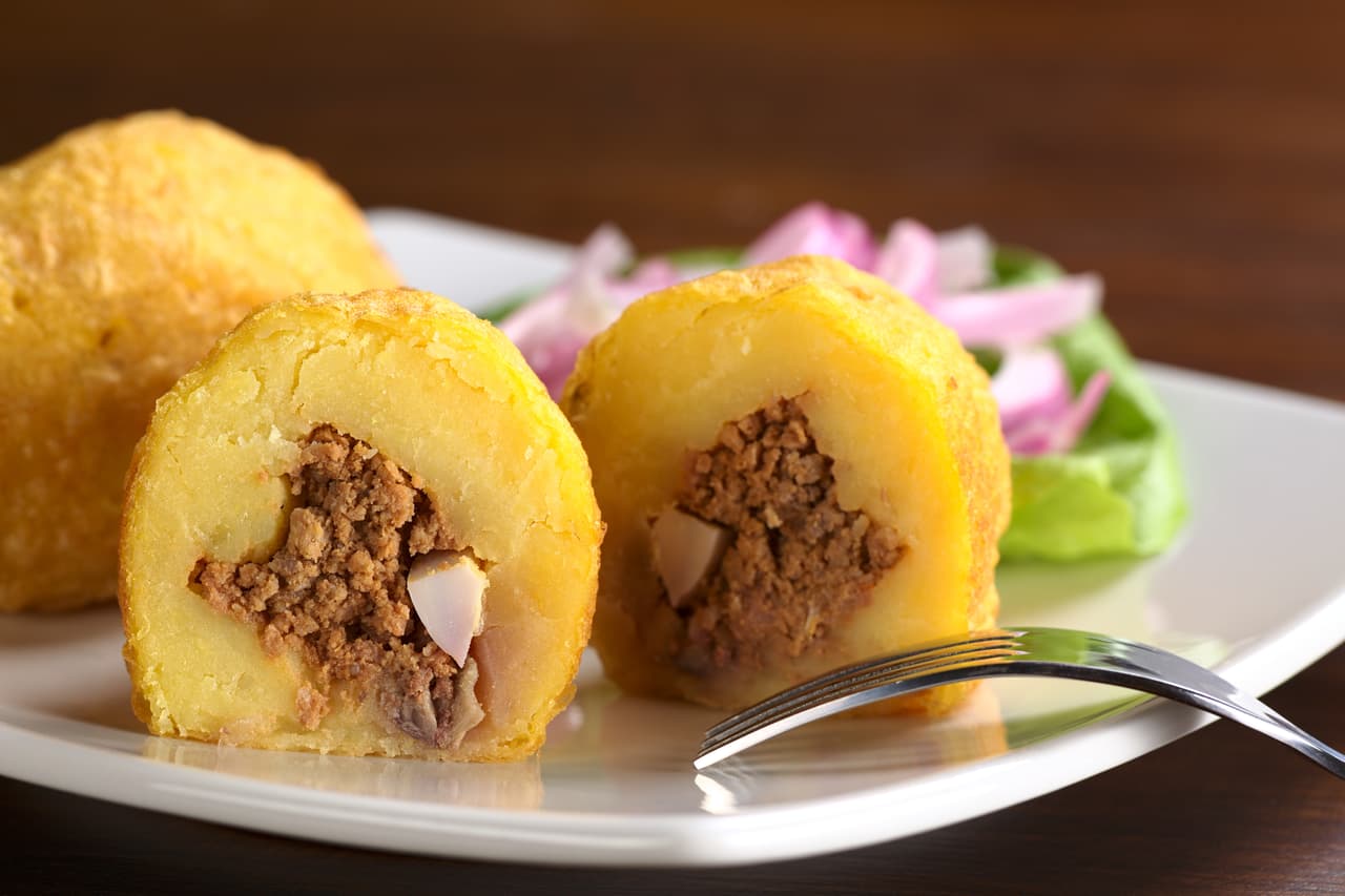 Papas rellenas con carne