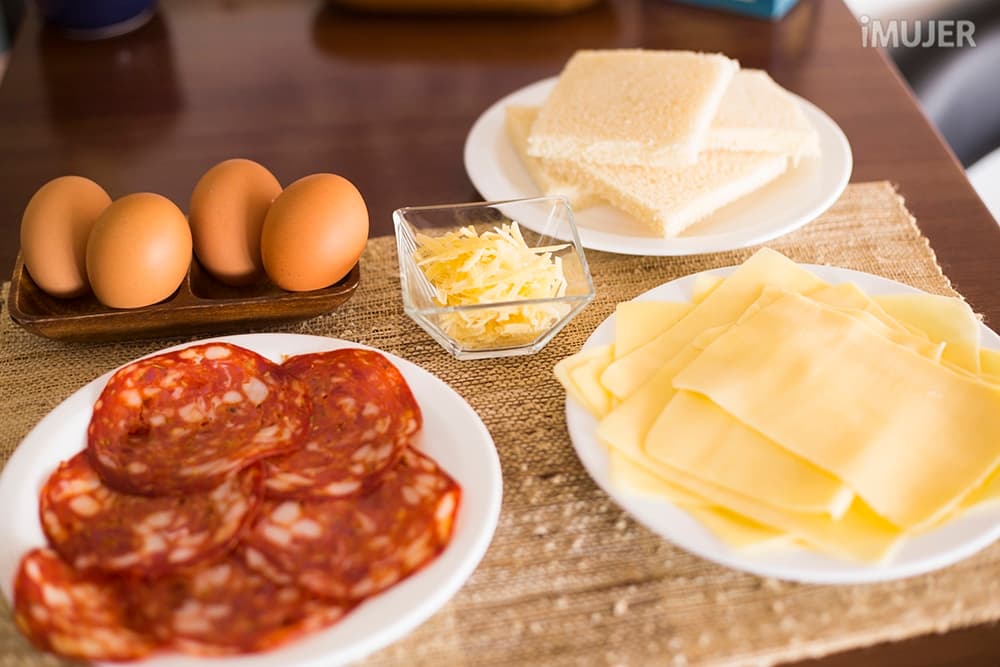Fácil quiche de pan para un almuerzo rápido