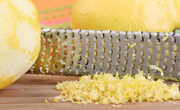 Flan de limón en mini moldes