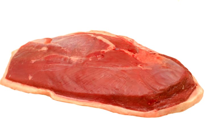 Magret de pato y ensalada de papaya