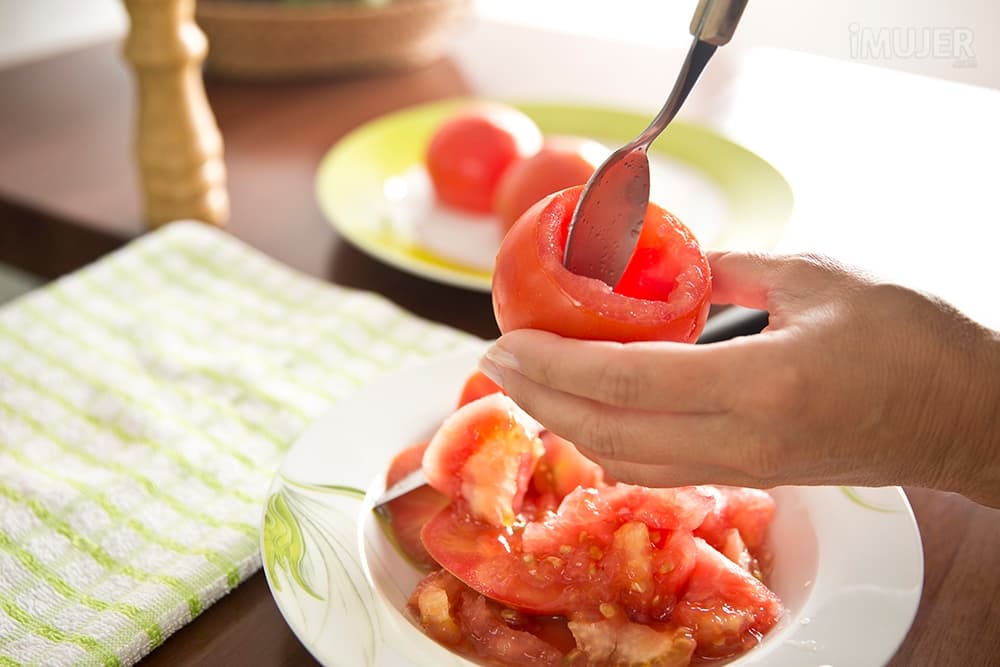 Tomates rellenos fáciles de hacer