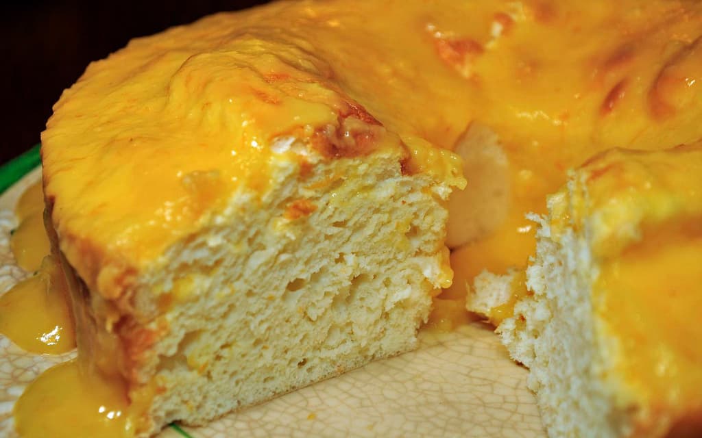 Torta de naranja húmeda