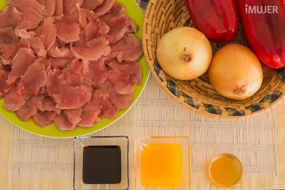 Wok de cerdo agridulce para el almuerzo de Navidad