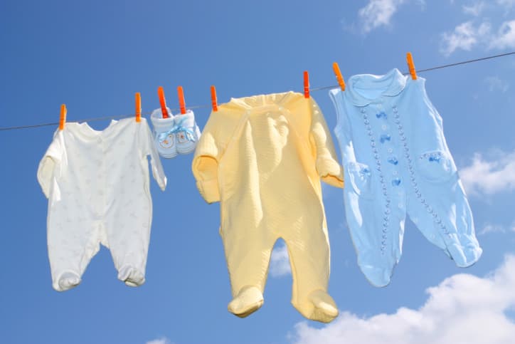 ¿Estás por ser mamá? Esto es lo que debes llevar a la clínica