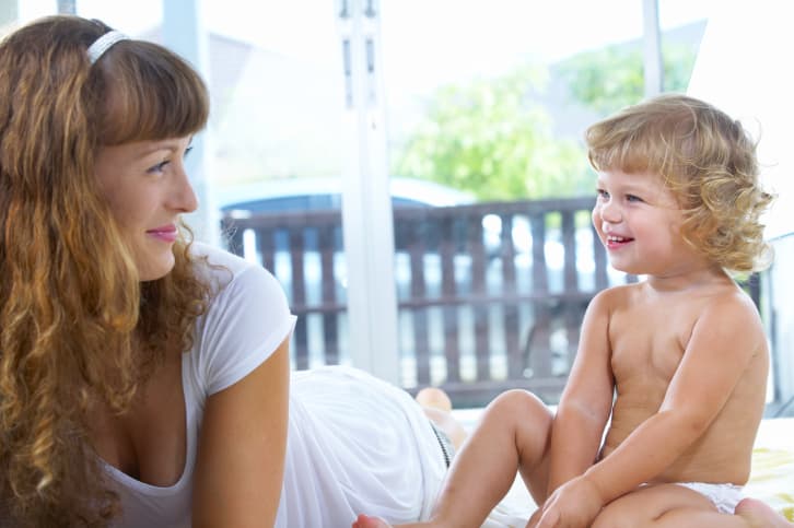 ¿Cómo aumentar las frases y palabras en los niños pequeños?