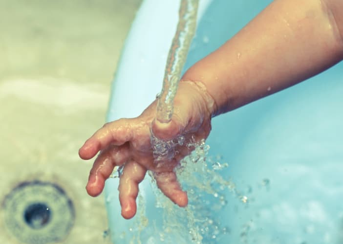 Señales para identificar la deshidratación en niños