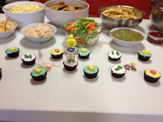 Decoración de mesas para fiestas infantiles