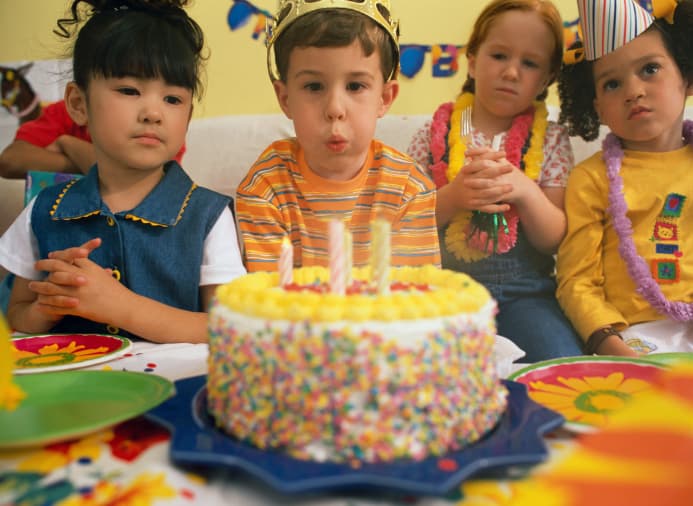 Cómo hacer un festejo de cumpleaños económico