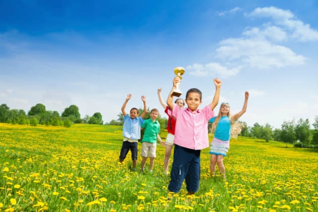 Cómo enseñarle a los niños sobre la competencia