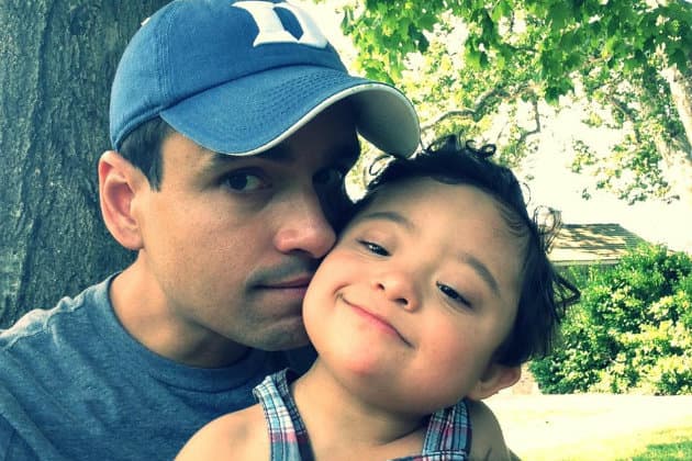 ¿Por qué no miras más allá de los ojos de un niño con Síndrome Down?