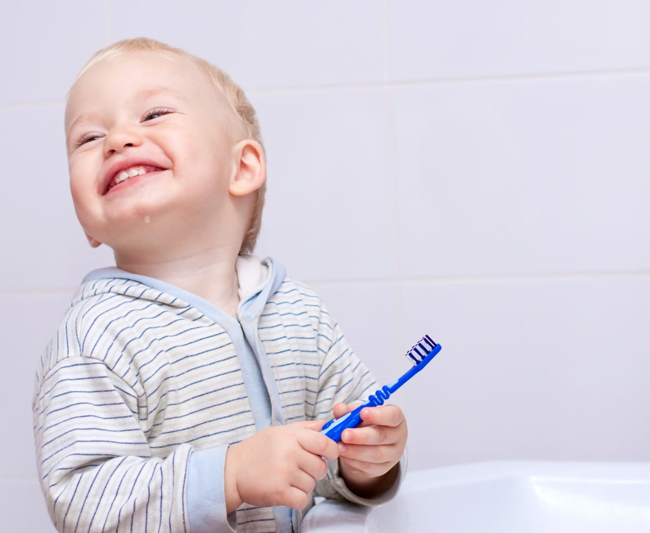 Consejos para evitar la formación de caries en los dientes de leche