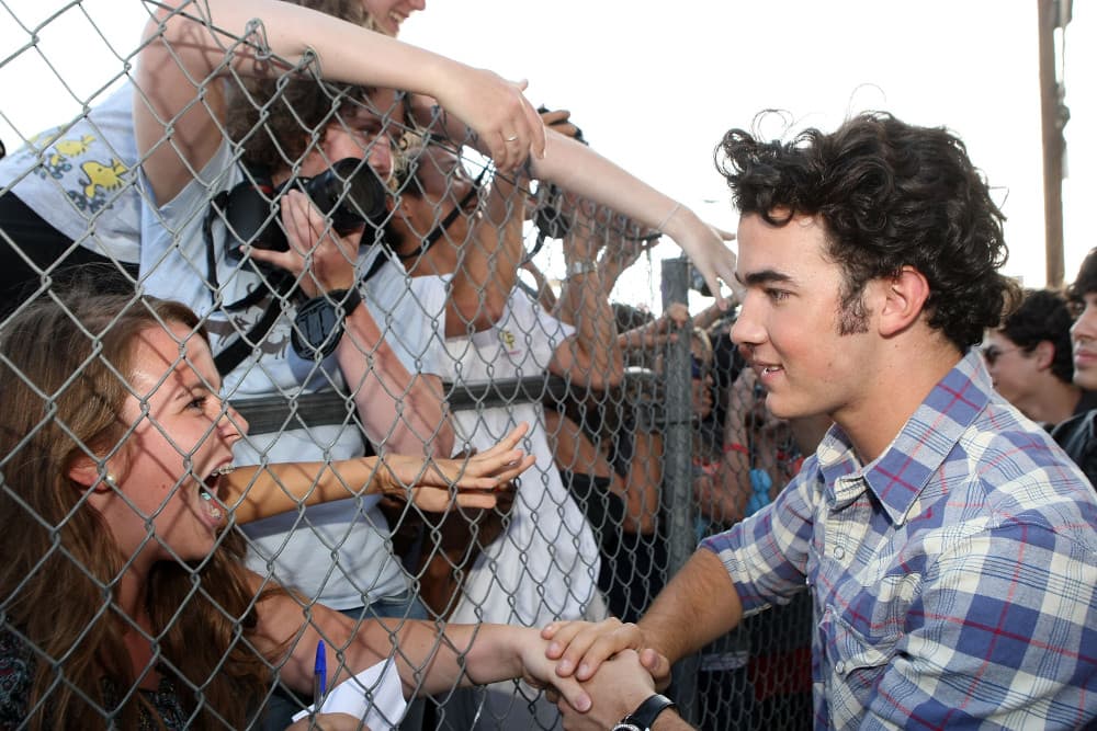 11 cosas que seguramente te sucederían si conocieras a tu famosos preferidos