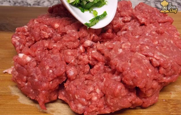 Imperdible guiso de lentejas con albóndigas