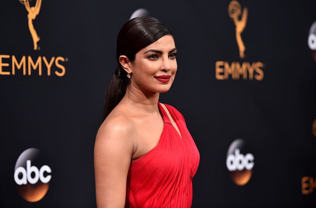 ¡Wow! Estas fueron las famosas más RADIANTES de los Emmys 2016