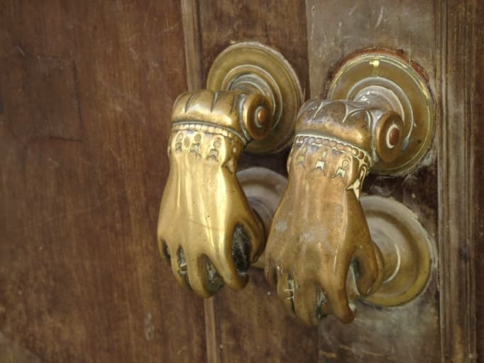 Cómo evitar que tu hogar contagie a otros cuando alguien está enfermo